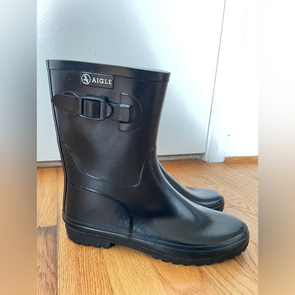 Aigle Black Rain Boots sz 8 Made in France mid-calf - Picture 2 of 8